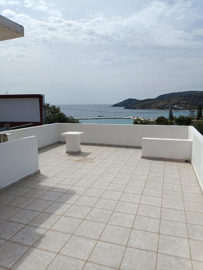 Meltemi Apartments Agia Marina  Екстер'єр фото