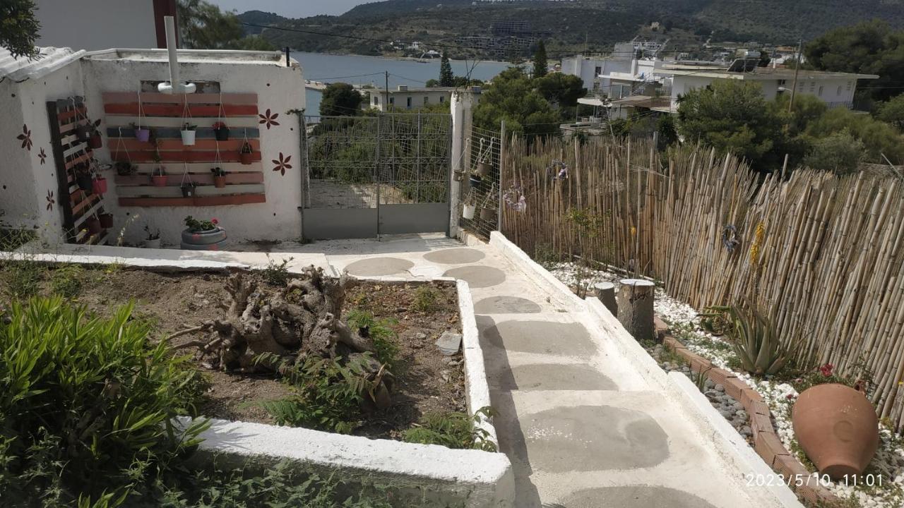 Meltemi Apartments Agia Marina  Екстер'єр фото